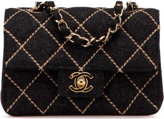 Chanel Wool Shoulder Bag (Pre-Owned)