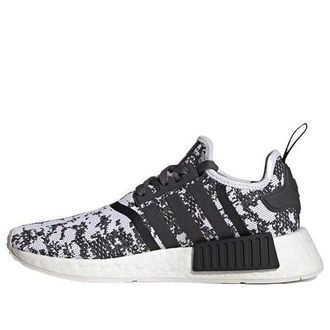 adidas (WMNS) adidas NMD_R1 Grey Carbon Digi Camo IE9613