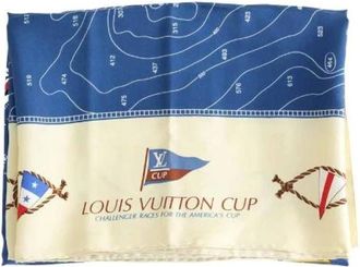 Louis Vuitton Pre-owned Scarves, female, Multicolor, Size: ONE SIZE Pre-owned Carr&eacute; Femme