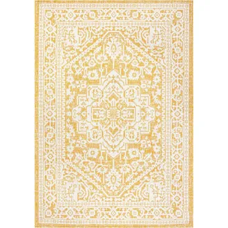 Jonathan Y Designs Sinjuri Medallion Textured Weave Indoor/Outdoor Area Rug in Yellow/cream at Nordstrom, Size 4Ft 0In X 6Ft 0In