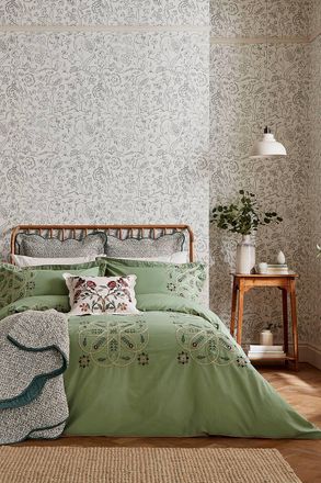Morris & Co. Brophy Embroidery Cotton Duvet Cover Set in Green | Size: King