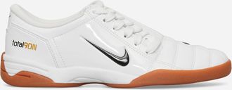 Nike Women s Total 90 Sneakers White / Black