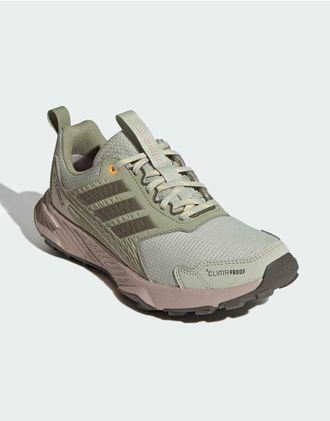 adidas adidas Performance - Terrex Tracefinder 2 Climaproof - Scarpe da trail running marroni-Verde