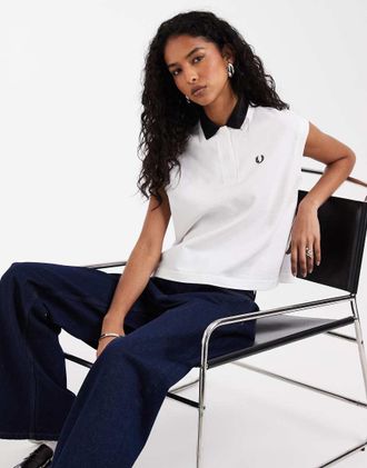Fred Perry Polo senza maniche bianca con colletto in rete a contrasto-Bianco