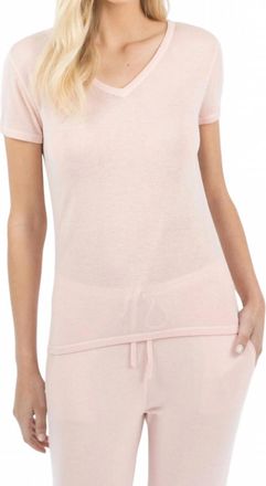Leimere Feather Vneck Tee In Peach Whip