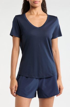 Smartwool Active Ultralite V-Neck T-Shirt in Deep Navy at Nordstrom, Size X-Small