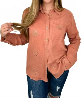 Hem & Thread Cotton Long Sleeve Button Up Shirt In Clay
