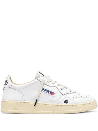 Autry Medalist low-tops leather sneakers - women - Calf Leather/Calf Leather/Fabric/Rubber - 38 - White
