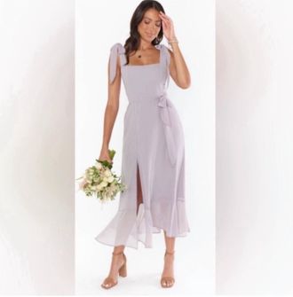 Show me your Mumu Claire Chiffon Midi Dress In Dove Gray