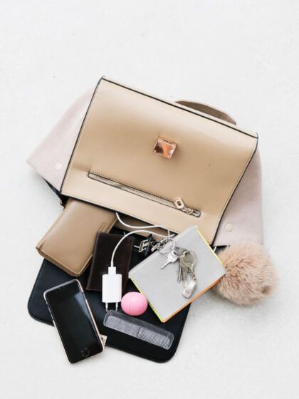 7 verrassende spulletjes die we zeker in onze handtas moeten hebben!