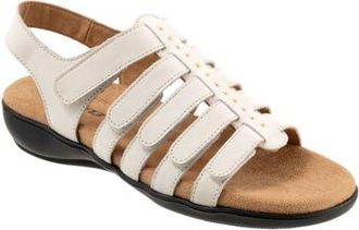 Trotters Riki Studs Slingback Sandal in White Nubuck at Nordstrom, Size 10.5