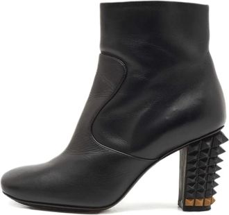 Fendi Stivali con borchie - Nero