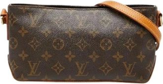 Louis Vuitton Pre-owned Shoulder Bags, female, Brown, Size: ONE SIZE Pre-owned Monogram shoulder bag