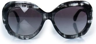 Chanel Pre-owned Womens Grey oversized sunglasses - One Size