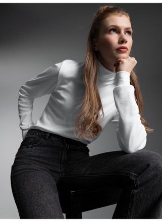 Trigema Rollkragenshirt TRIGEMA TRIGEMA Langarm Ski- und Sport-Rollkragenpullover, Damen, Gr. XXL, weiss (wei&szlig;), Feinripp, 100% Baumwolle (Bio-Baumwolle kbA),