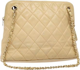 Chanel Quilted Beige Leather Shoulder Bag (Pre-Owned)