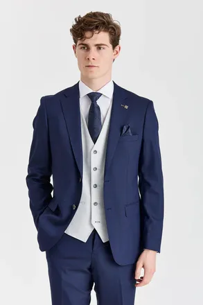 PAUL ANDREW 3 Piece Suit with Contrast Waistcoat