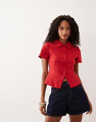 Asos Blazer con colletto a maniche corte rosso stretto in vita