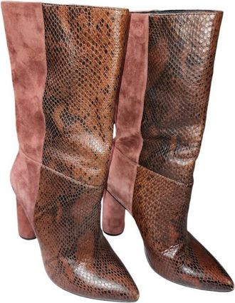 42 Gold Kolby Boots In Snake Leather Suede