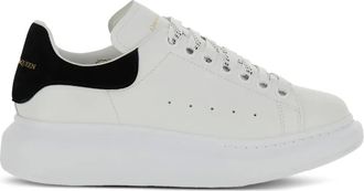 Alexander McQueen Oversized leren sneakers met ronde neus - Wit