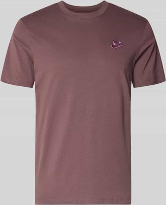 Nike T-Shirt mit Label-Stitching in Aubergine, Gr&ouml;&szlig;e XXL