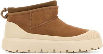 UGG Light Brown Solid Boots