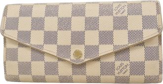 Louis Vuitton White Long Wallet (Bi-Fold) (Pre-Owned)
