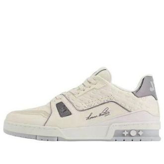 Louis Vuitton Trainer Sneaker Grey 1AKCKT
