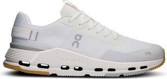 On Cloudnova Form 2 sneakers all day in bianco avorio
