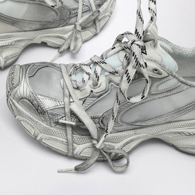 Balenciaga Mens 3Xl Sneakers in White | Size 40