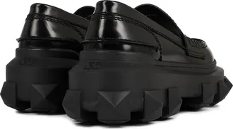 Valentino Garavani Womens Trackstud Loafers Black Shoes > Flats