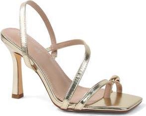 Berness Hildegarde Toe Loop Sandal in Gold at Nordstrom Rack, Size 5.5