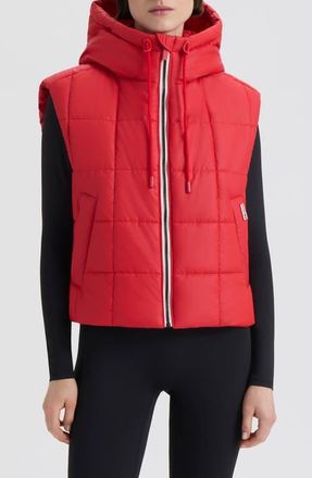Hunter Lindsey Quilted Coated Water Repellent Vest in Hunter Red at Nordstrom, Size X-Large