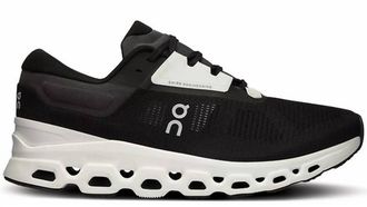 On Womens Cloudstratus 3 Shoe In Black