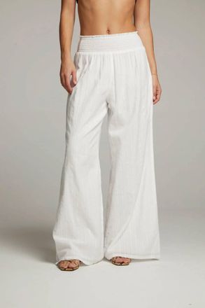 Chaser Linen Ruched Top Flared Pant In White