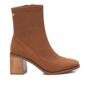 Xti Womens Microfiber Ankle Booties In Camel