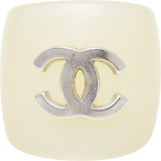 Chanel Ivory Plastic Band Ring (Pre-Owned)
