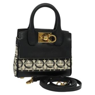 Ferragamo Tweedehands leren handtassen - Dames - Pre-owned - Zwart - Maat: ONE Size Leer
