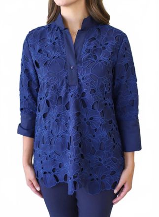 Jade Yoga Lace Tunic Top In Navy