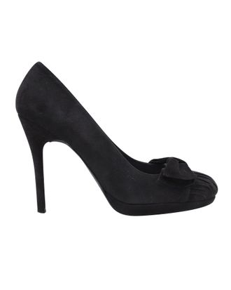 Stuart Weitzman Heels with Bow Detail in Black Suede