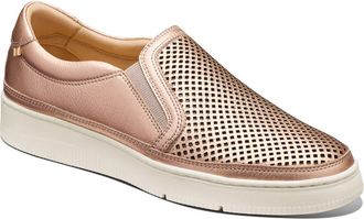 Samuel Hubbard Featherlight Laguna Slip-On Sneaker in Rose Gold Metallic Leather at Nordstrom, Size 10.5