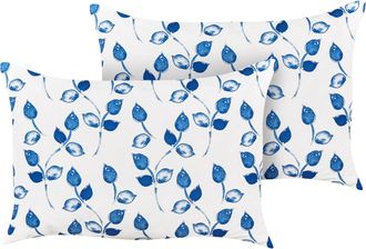 Beliani Conjunto De 2 Cojines De Jard&iacute;n Almohada De Exterior 40 X 60 Cm Poli&eacute;ster Motivo Hojas Blanco Y Azul Torbora