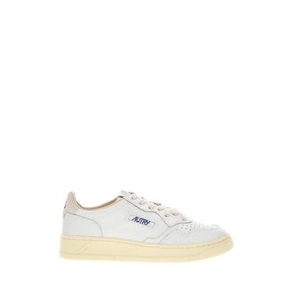 Autry Medalist Low Trainers - female - Autry - Sneakers - White - 6 UK - Shoes