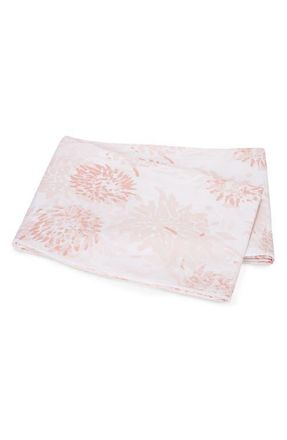 Matouk Chrysanthemum 500 Thread Count Flat Sheet in Blush at Nordstrom, Size Twin