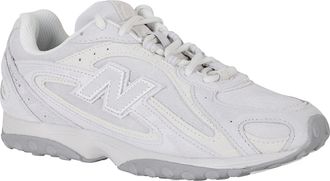 New Balance Lifestyle 204L Light Grey Suede Sneakers