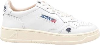 Autry Medalist Low Sneakers in White Leather
