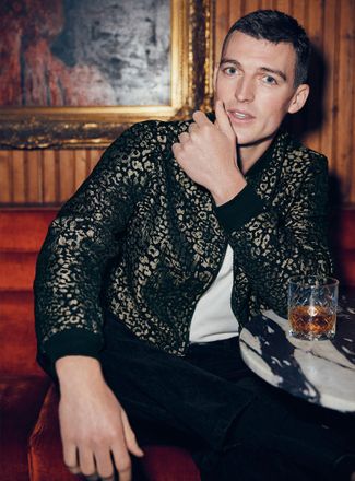 Le 31 Mens Golden leopard jacquard bomber jacket