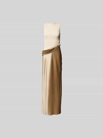Nanushka Maxikleid mit Rundhalsausschnitt in Beige, Gr&ouml;&szlig;e M