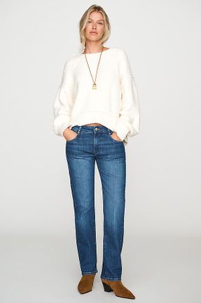 Pilcro Wren Low Rise Relaxed Straight Jeans