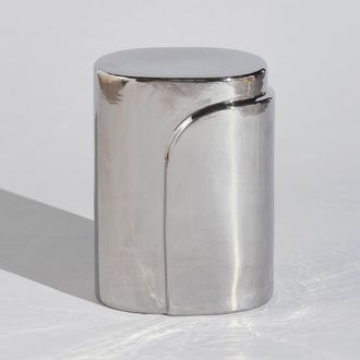 Maisons du monde Mesa auxiliar de cer&aacute;mica plateada